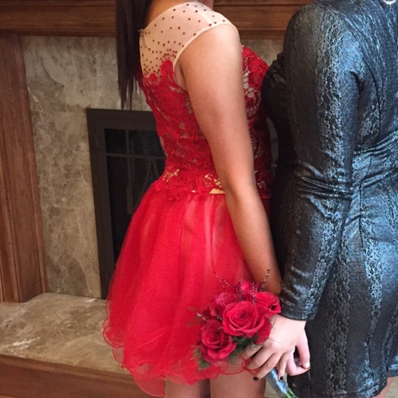 Dave and Johnny red two piece dress - Picture 3 of 6